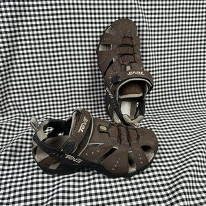 Teva Dozer Sandal Water Shoe Brown Outdoor River Gorpcore Women's Size 7.5